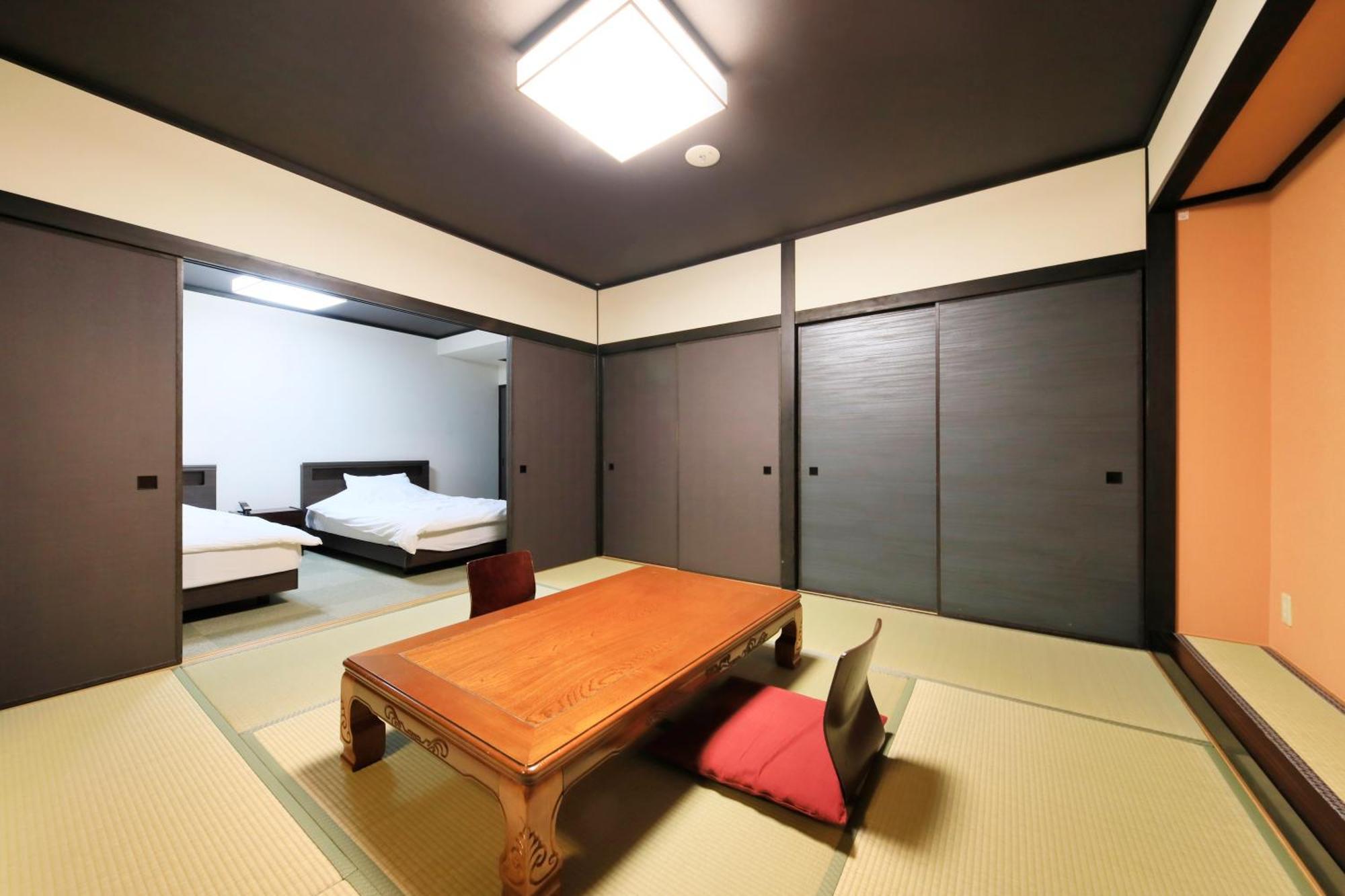 Yutorelo Yamaga Phòng bức ảnh